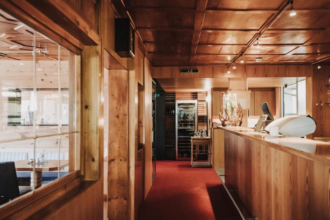 Hotel Adler 와스 외부 사진